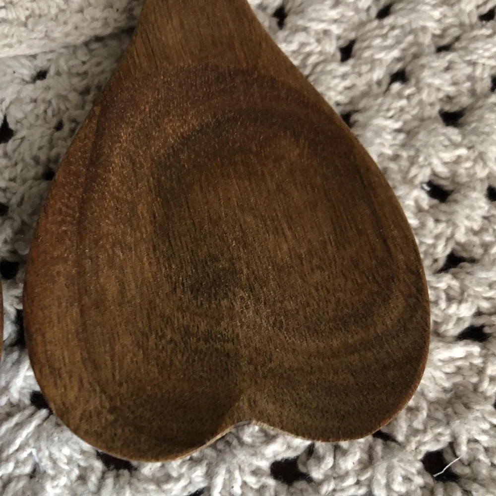 Paris Hilton Brown Heart-Shaped Wooden Spoon Set